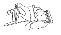 Illustration die das Entnehmen einer Papierrolle aus dem H5000 Terminal Druckerfach zeigt